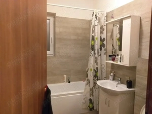 Apartament cu 2 camere DECOMANDAT la doar 600 mde statie autobuz Giroc - imagine 5