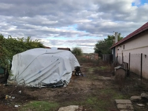 Teren intravilan de vânzare sau schimb cu apartament - imagine 2