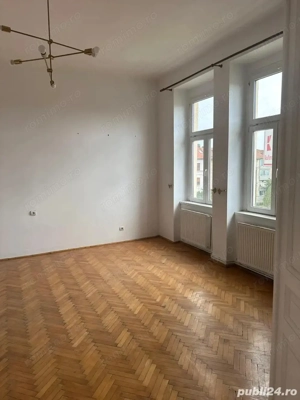 Apartament superb  cu 2 camere  80 m2 zona CENTRALA - imagine 3