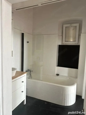 Apartament superb  cu 2 camere  80 m2 zona CENTRALA - imagine 2