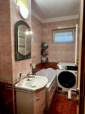 Proprietar vand apartament cu 3 camere cu centrala+ baxa, in zona Girocului langa Spitalul Judetean - imagine 8