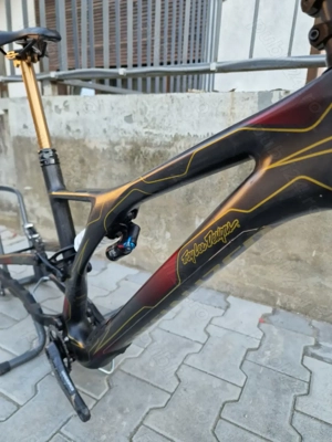 MTB Specialized Stumpjumper EVO 29" carbon mărime L-XL ediție limitată