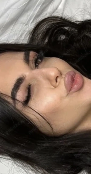 Diana  Love  - imagine 3