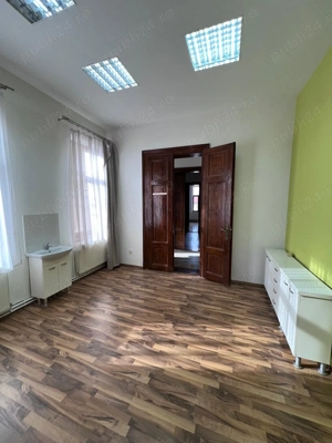 Proprietar inchiriez apartament in zona centrala - imagine 2