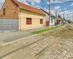 Vand casa Arad gradiste Strada principala 
