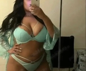 Mătură (intru și la cuplu) caut colega 