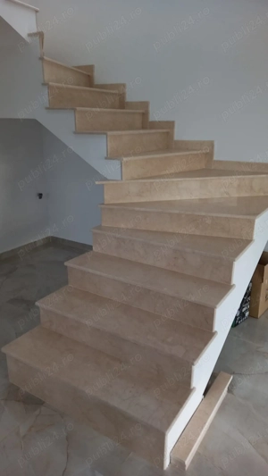 Vand casa cu etaj, 5 camere  , 4 dormitoare plus living spatios - imagine 5