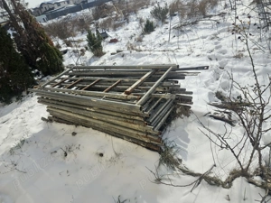 Vand Schela de fatada