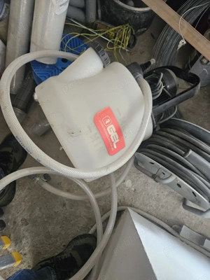 Robot curat circuite radiatoare si incalzire in pardoseala