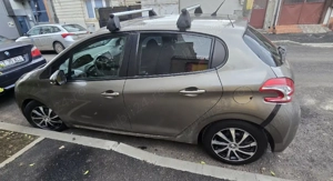 Peugeot 208 - 2012 - imagine 6