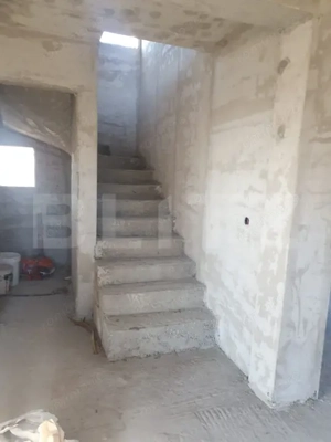 Casă de vânzare, 142.73 mp, zona Stupini