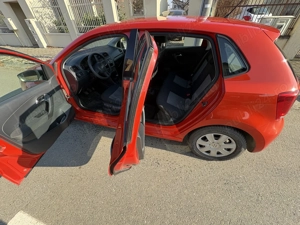 VW Polo 1.2 benzină 60CP, 11 2010, 86.500 km reali, AC   istoric transparent - imagine 10