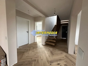 Casa Noua P+1 550 mp teren 3 bai 4 dormitoare Garaj Finisata intern mobila buc  - imagine 11