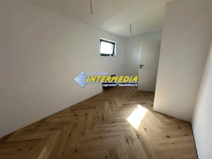 Casa Noua P+1 550 mp teren 3 bai 4 dormitoare Garaj Finisata intern mobila buc  - imagine 19