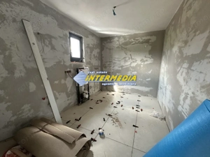 Casa Noua P+1 550 mp teren 3 bai 4 dormitoare Garaj Finisata intern mobila buc  - imagine 17