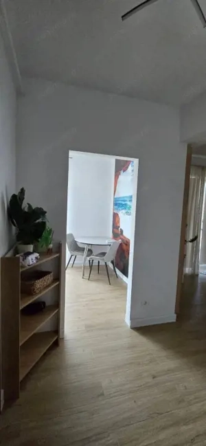 Garsoniera decomandata, 38 mp utili, balcon 7 mp, zona Calea Bucuresti - imagine 5