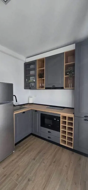 Garsoniera decomandata, 38 mp utili, balcon 7 mp, zona Calea Bucuresti - imagine 4