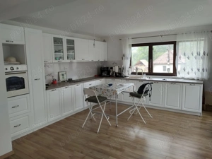 Casa de vanzare 218 mp