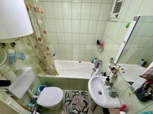 Apartament 2 camere, curte comună - zonă centrală - imagine 8