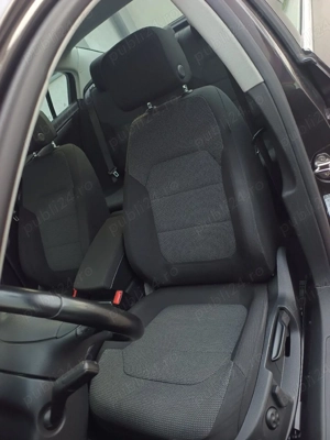 Volkswagen Passat B7 - imagine 9