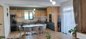 Casa Spectaculoasa, 4 camere, 180mp, 800 teren, 10 min de Bv