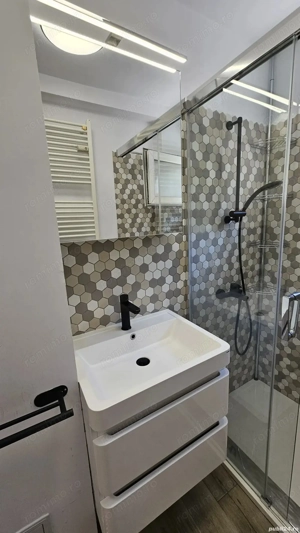 Apartament cu 3 camere etajul 2 posibilitate de centrala Girocului