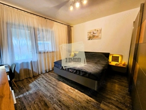 Apartament la Vila 3 camere 67 mpu si curte individuala - imagine 3