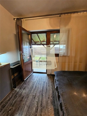 Apartament la Vila 3 camere 67 mpu si curte individuala - imagine 4