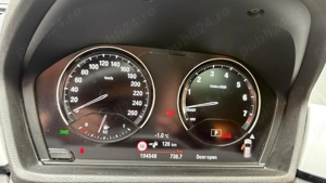 BMW X1 xDrive25e 2022 - imagine 8