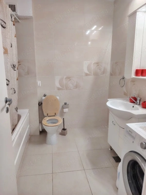 Inchiriez in regim hotelier apartament cu o camera - imagine 3