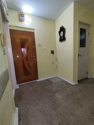 Apartament cu 3 camere Micro 19, etaj 3