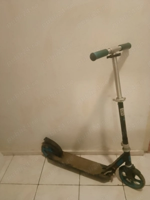 Vând trotineta second hand