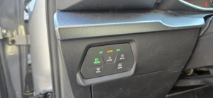 Seat Leon 2.0 TDI DSG7 Style - imagine 7