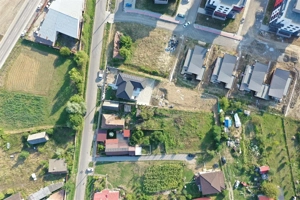 Proprietate cu teren mare 1079 mp, utilitati, ideal investitie – Livezeni - imagine 8