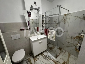 Apartament 3 camere 64 mp 2 bai 2 parcari gradina 63 mp boxa Sibiu - imagine 9