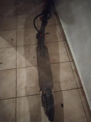 Vând trotinetă electrică