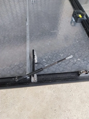 Capac Bena Toyota Hilux Mountain Top - imagine 2