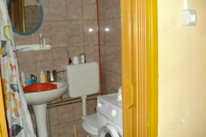 De vanzare apartament 3 camere - imagine 12