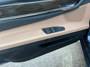 BMW seria 7 730 long  - imagine 9