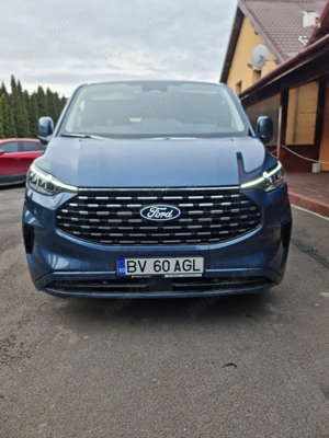 Vând Ford Tourneo Custom - imagine 2
