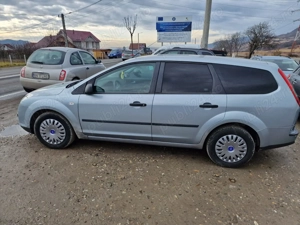 Vând Ford Focus  - imagine 2