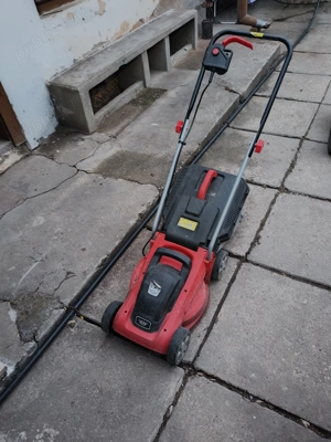 De vânzare mașină de tuns iarba 