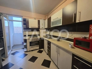 Apartament 3 camere de inchiriat decomandat 71mp zona Turnisor Sibiu - imagine 5