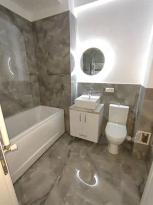 Inchiriez apartament 2 camere bloc nou cu 2 lifturi et 7 langa Shopping Park - imagine 9