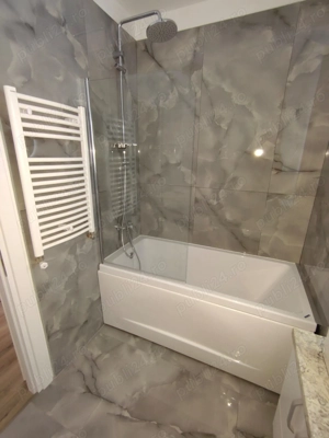 Inchiriez apartament 2 camere bloc nou cu 2 lifturi et 7 langa Shopping Park - imagine 8