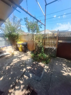 Km. 5 - Viile Noi, casa 4 camere, libera, pe colt