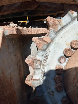 Excavator pe șenile Liebherr R 916 - imagine 7