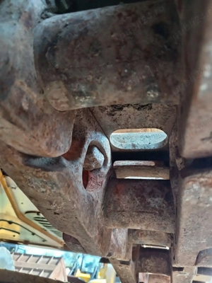 Excavator pe șenile Liebherr R 916 - imagine 10