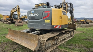 Excavator pe senile Volvo ECR 235 DL - imagine 3