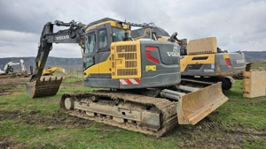 Excavator pe senile Volvo ECR 235 DL - imagine 2